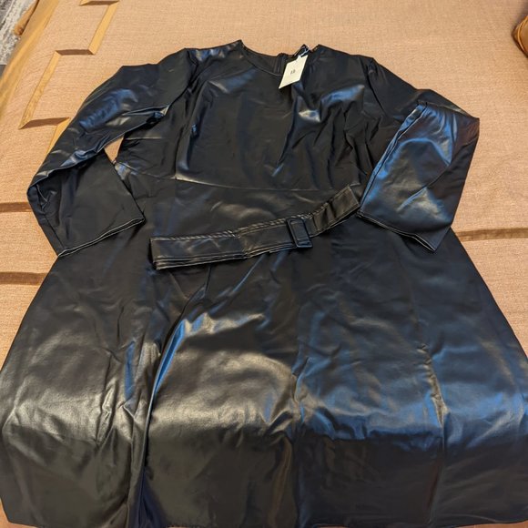 ❌SOLD❌ Leather-Look Belted Flare Dress - Picture 3 of 3